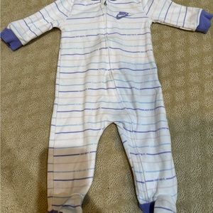 Infant girls Nike zip up